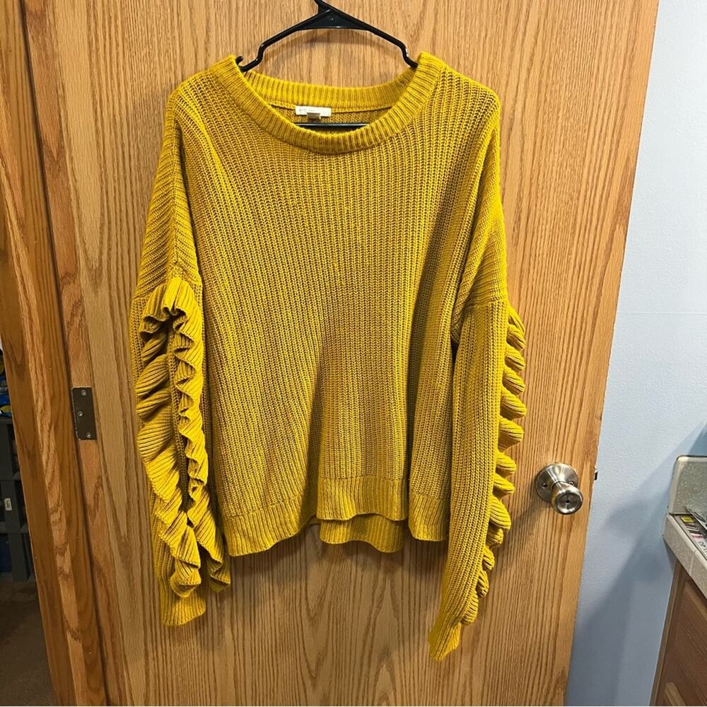 C Est 1946 Mustard Yellow Ruffle Sleeve Chunky Sweater Size XL